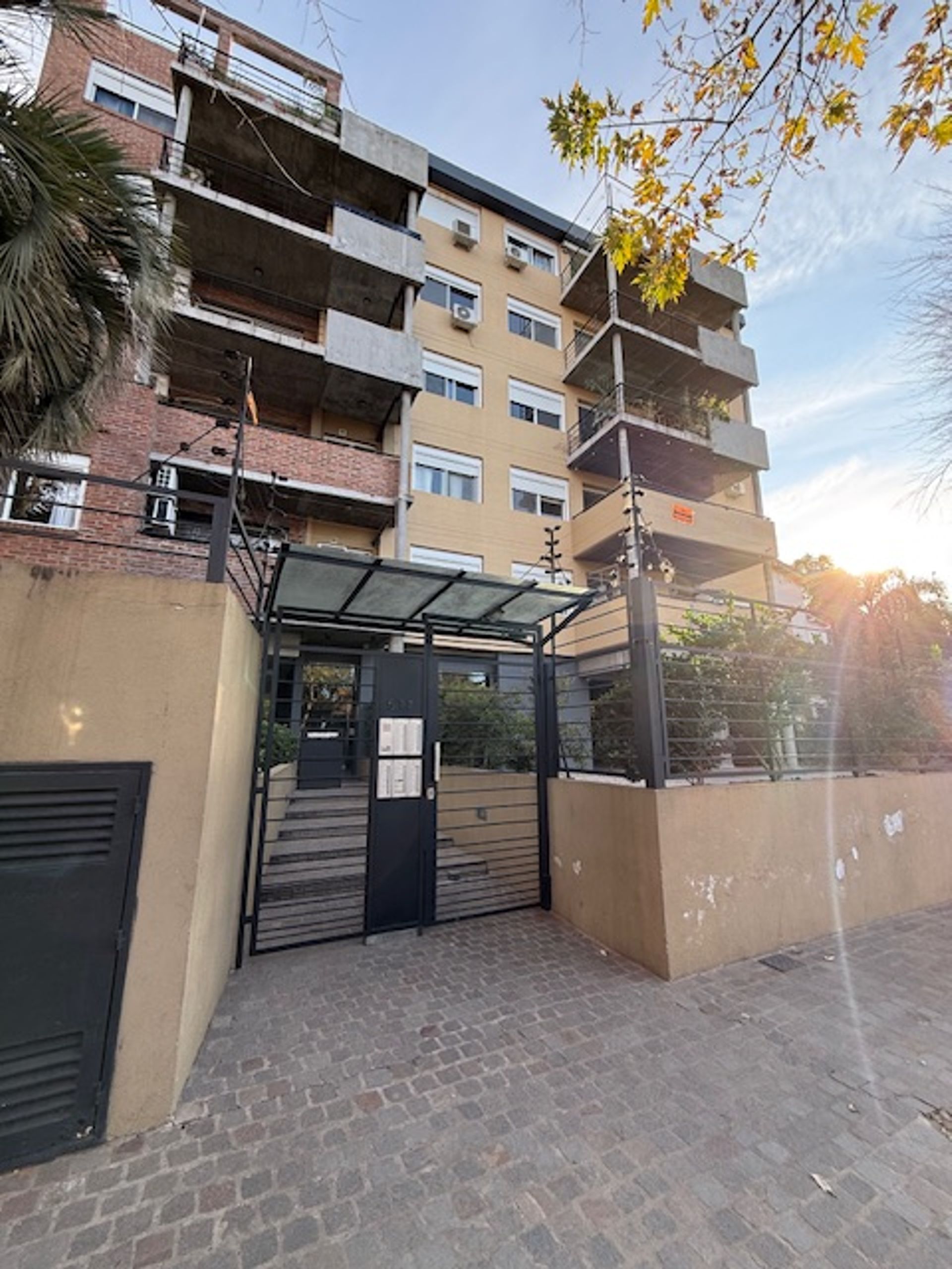 Sale Apartment 2 Rooms in Tigre with Garage