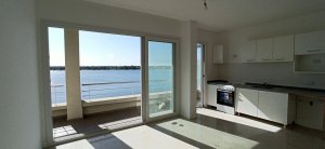 Sale of 3-room apartment by the lake with rent