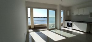 Sale of 3-room apartment by the lake with rent