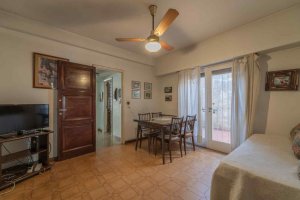 Venta Casa De 6 Ambientes Con Jardín En Martínez