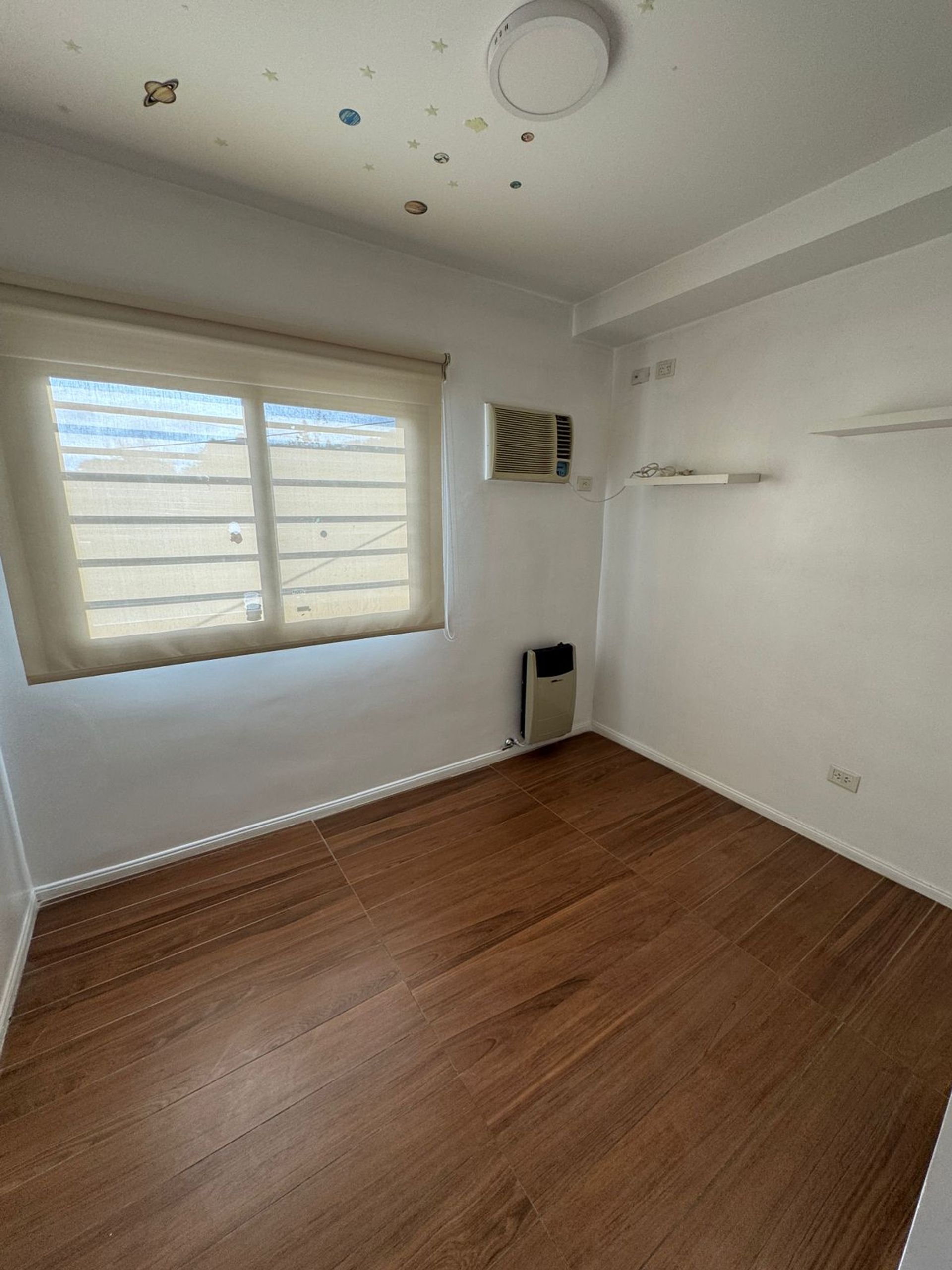 Venta Casa 4 Dormitorios La Horqueta San Isidro