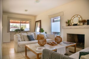 House for sale 4 bedrooms Santa Catalina Villanueva