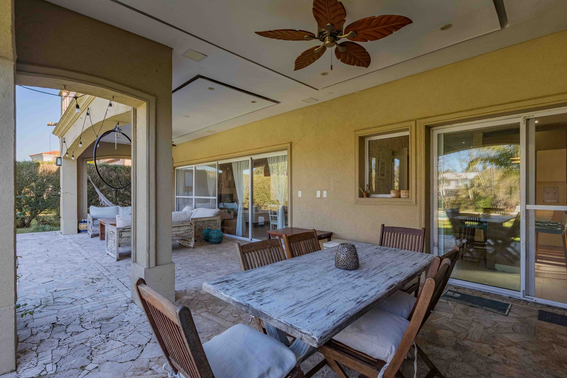 Venta Casa Al Rio Con Amarra Y 5 Dormitorios