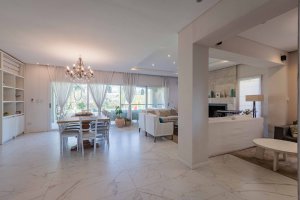 Venta Casa Al Rio Con Amarra Y 5 Dormitorios