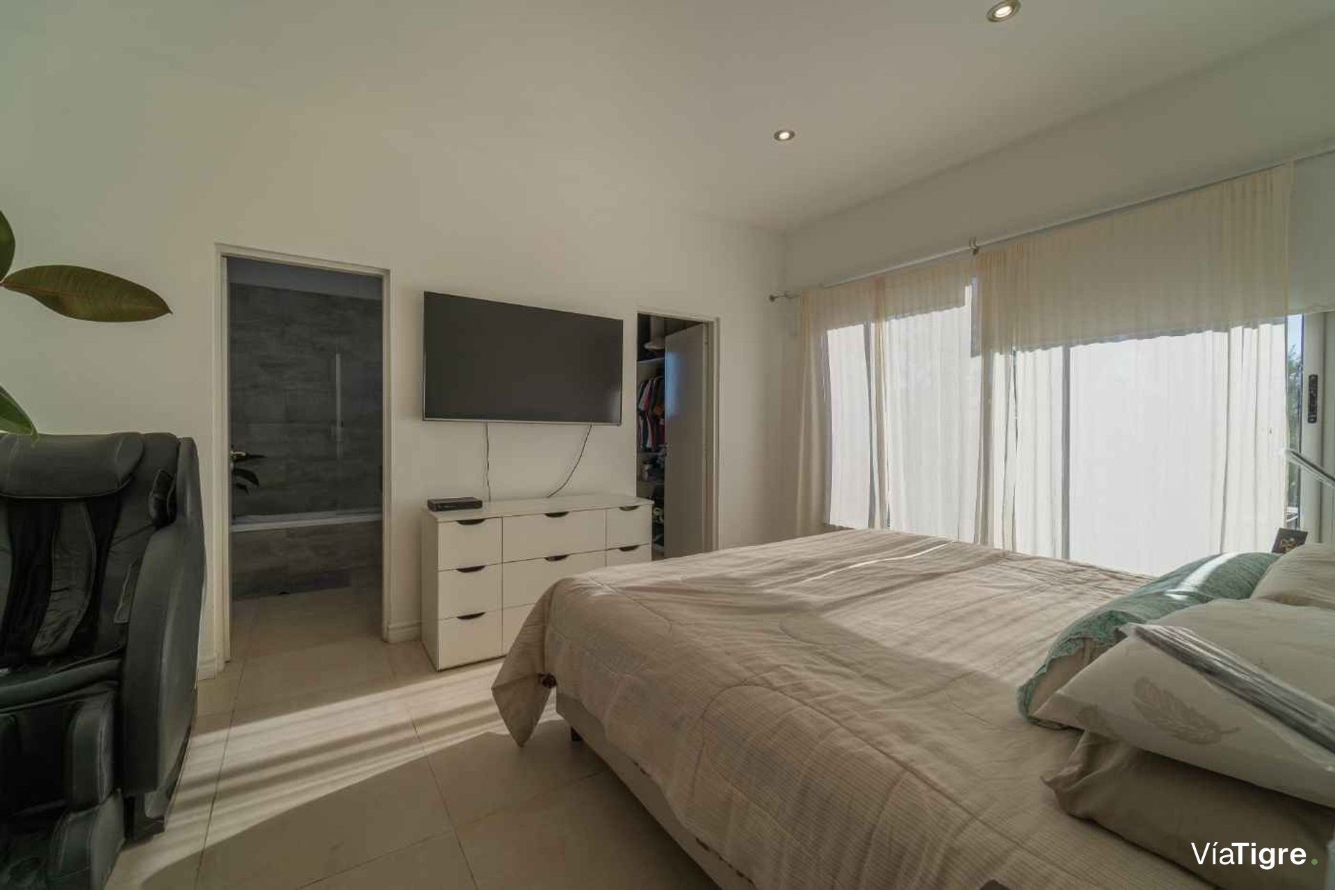 Venta Casa 4 Amb Pileta Apto Credito -San Gabriel