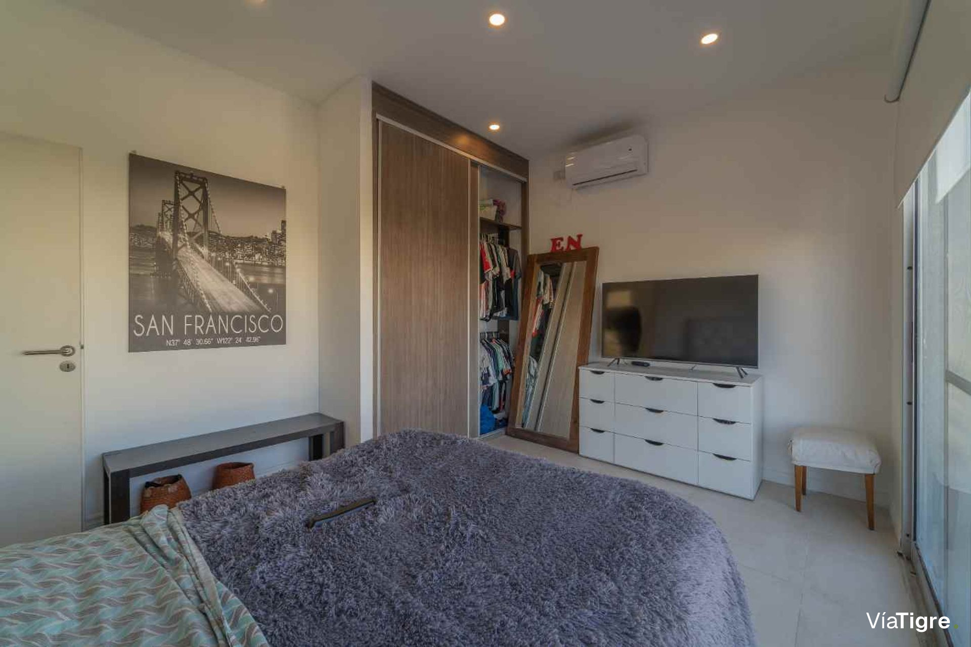 Venta Casa 4 Amb Pileta Apto Credito -San Gabriel