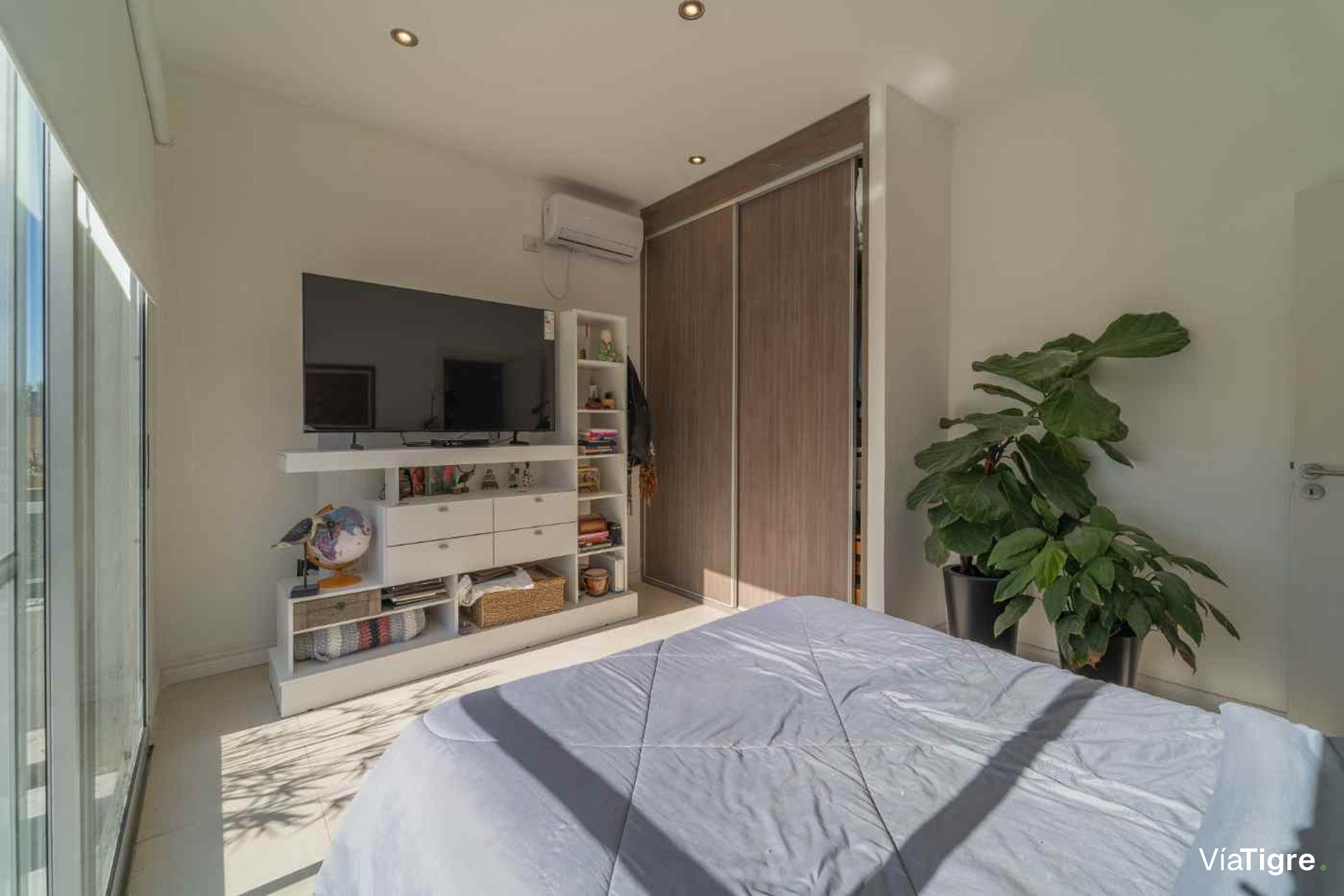 Venta Casa 4 Amb Pileta Apto Credito -San Gabriel
