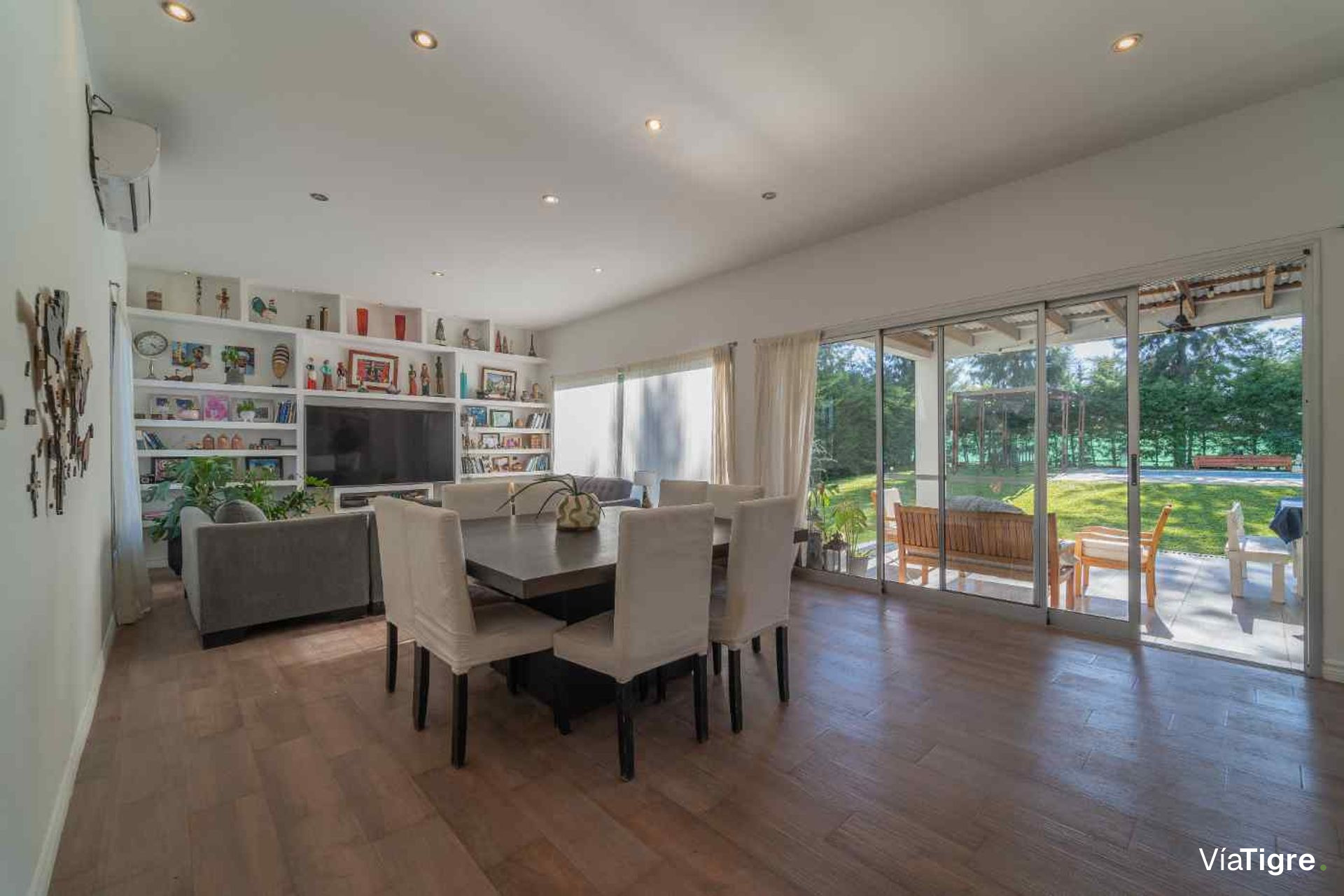 Venta Casa 4 Amb Pileta Apto Credito -San Gabriel