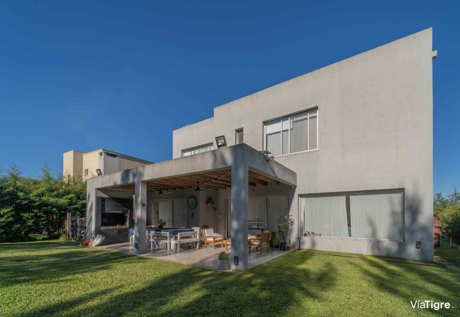 Venta Casa 4 Amb Pileta Apto Credito -San Gabriel