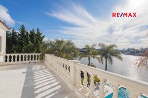 Venta Casa Cabos del Lago 6 ambientes impecable
