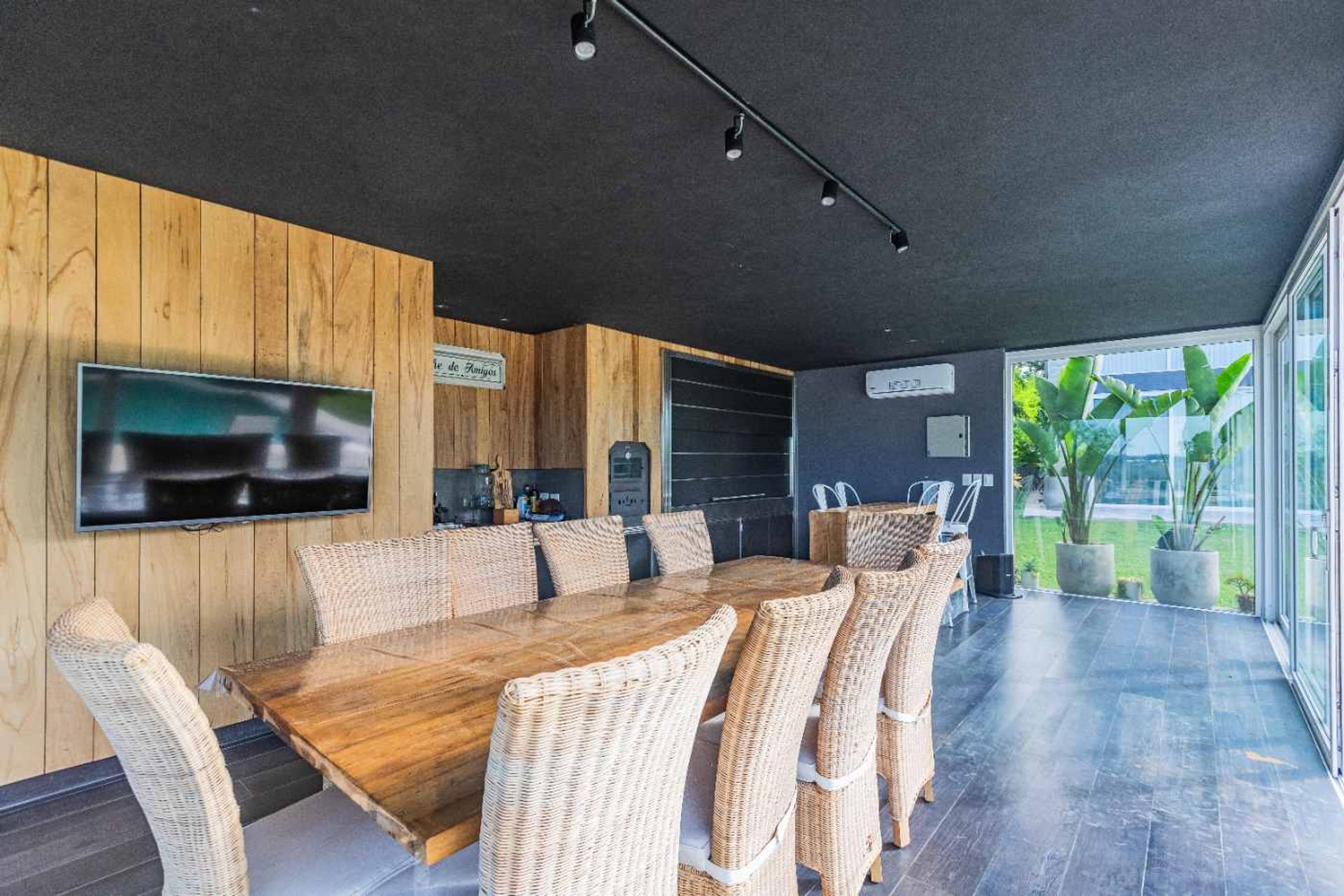 Venta Casa 35 mts de costa al Rio/ apto credito