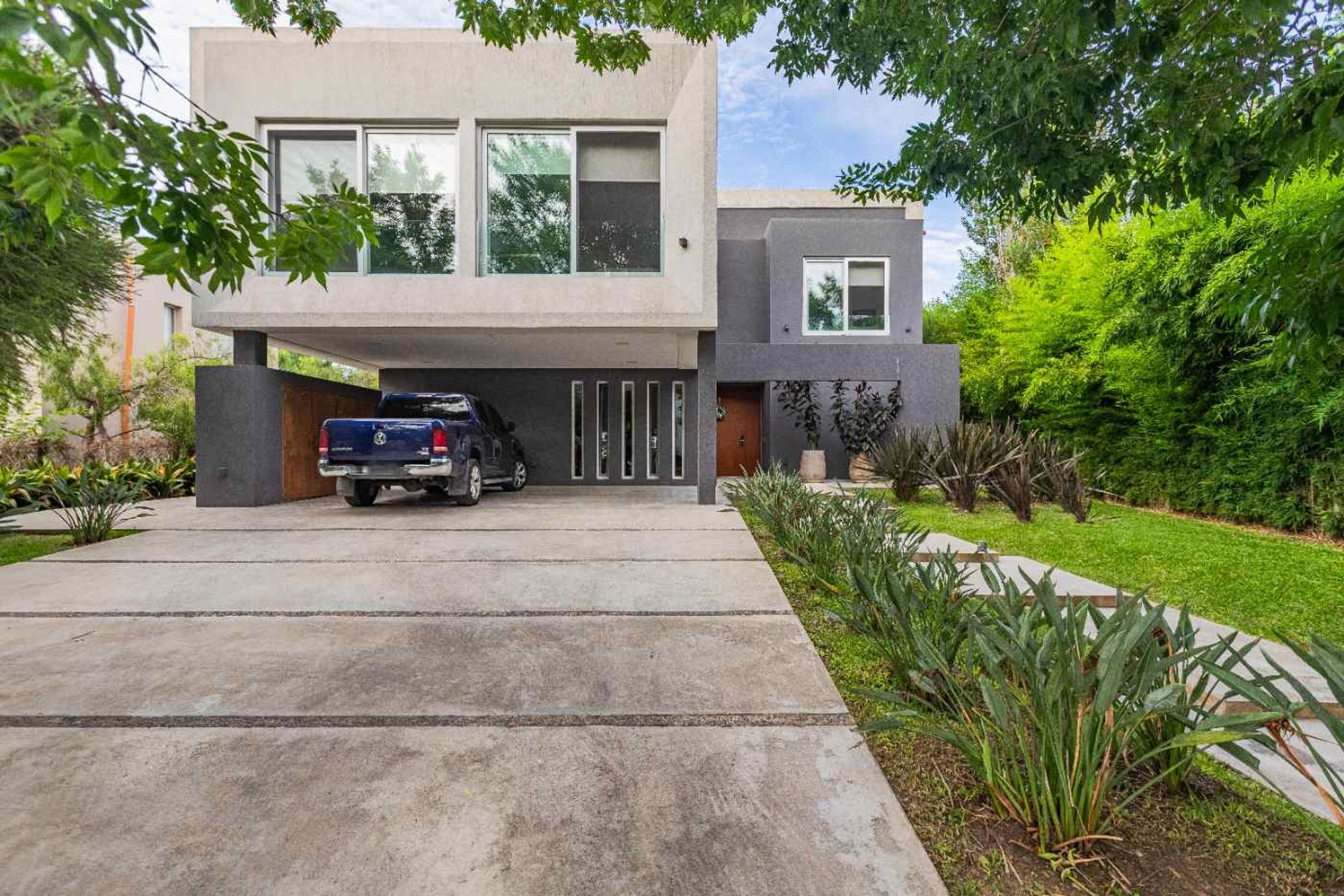 Venta Casa 35 mts de costa al Rio/ apto credito