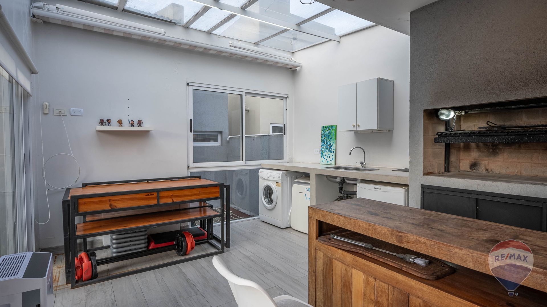 Venta Casa + Departamento - Munro