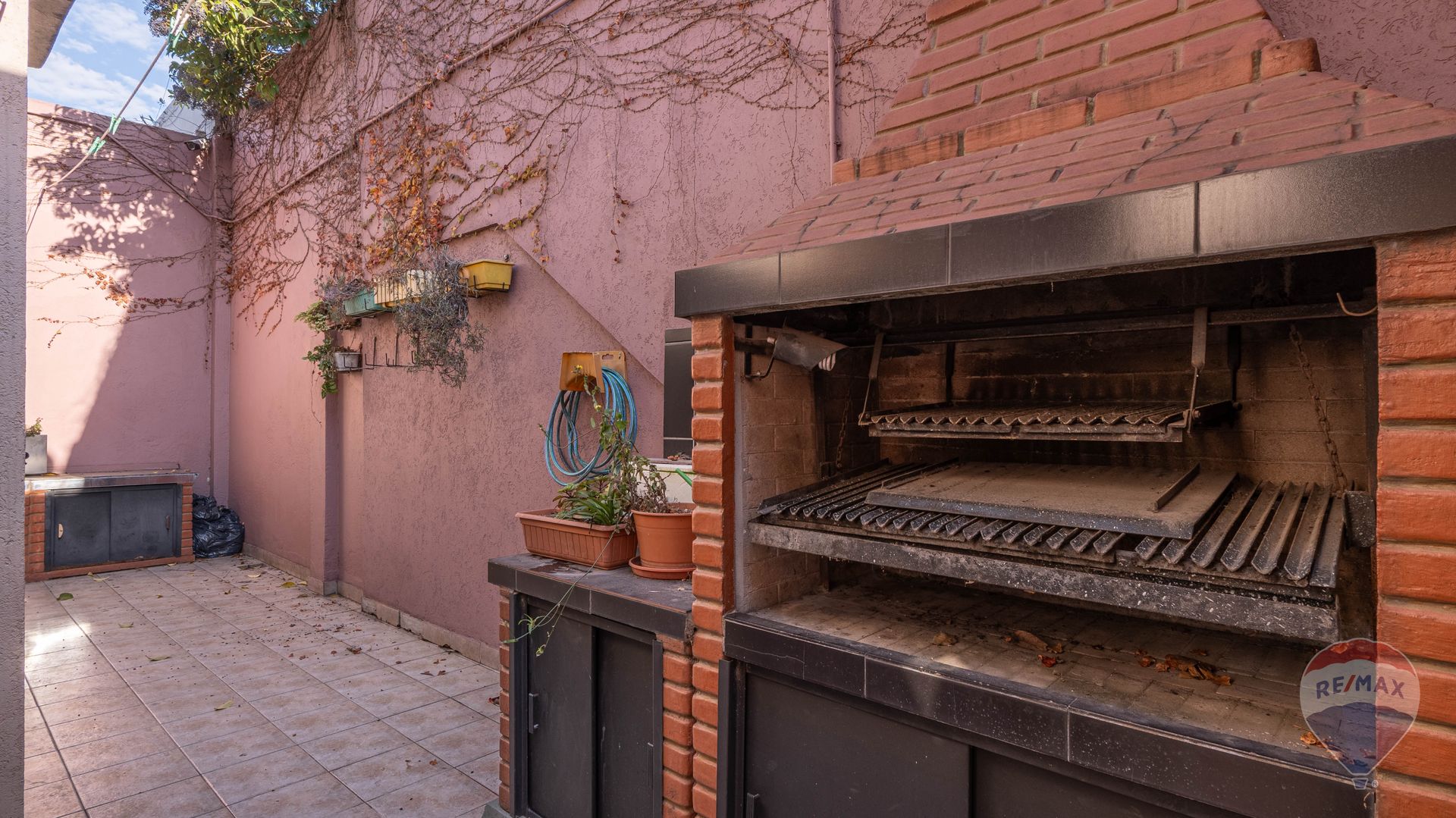 Venta Casa + Departamento - Munro