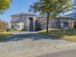 Casa en Venta El Golf Nordelta