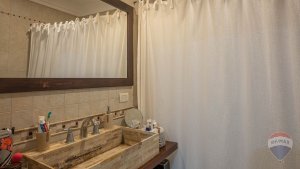 7-Room House for Sale with Playroom – Martinez