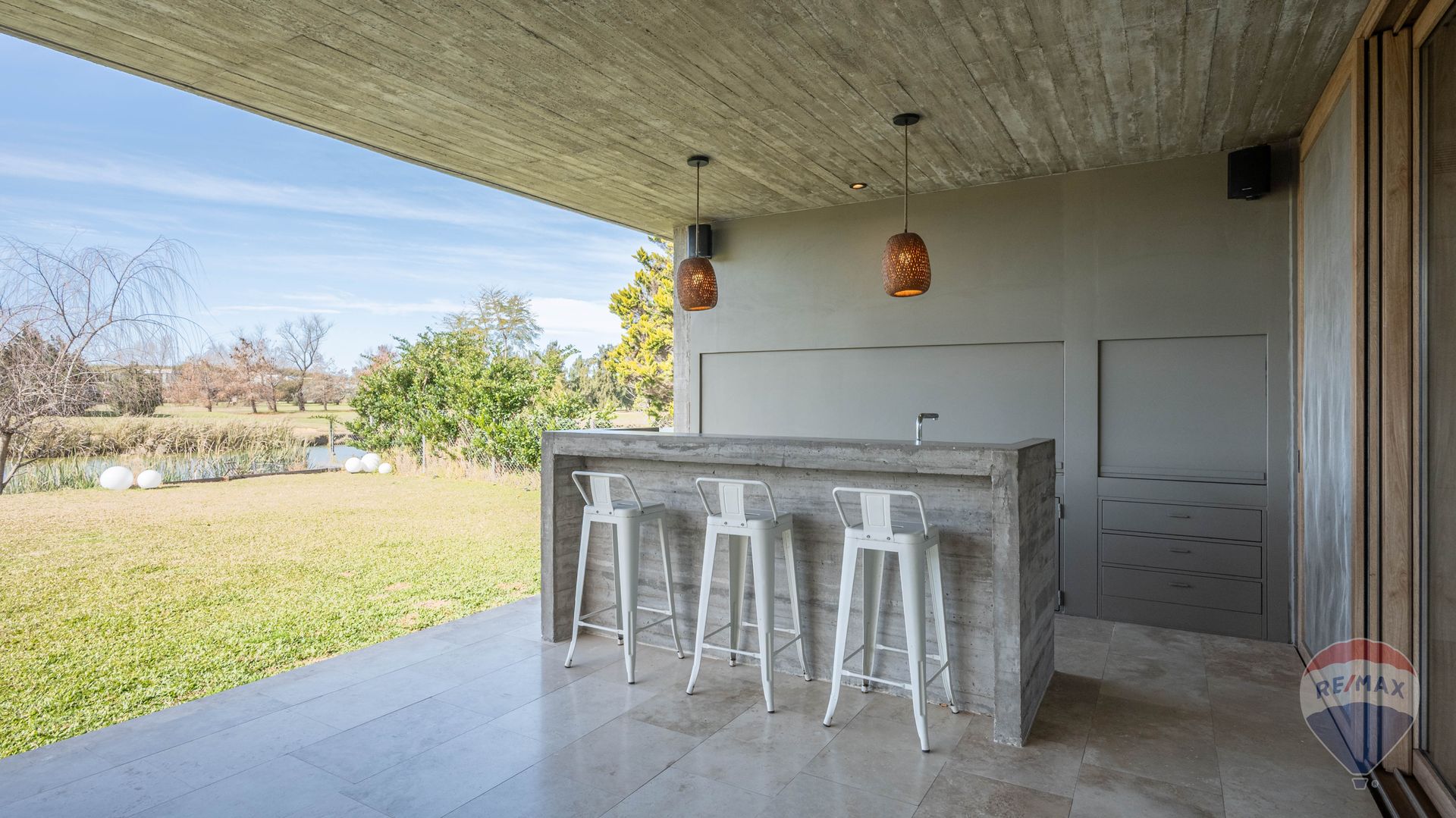 Casa En Venta Al Agua Y Golf