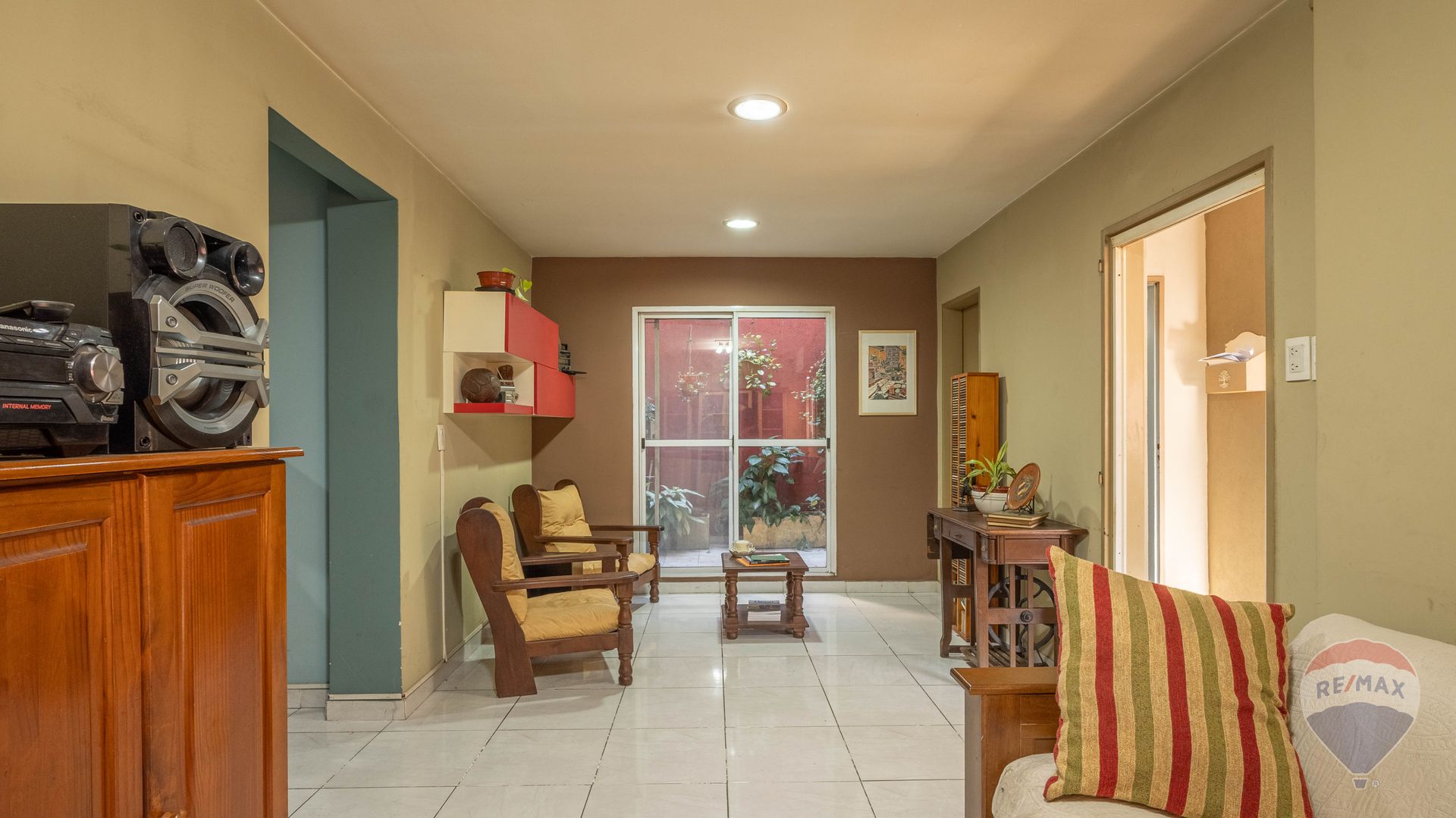 Venta Casa + Departamento - Munro