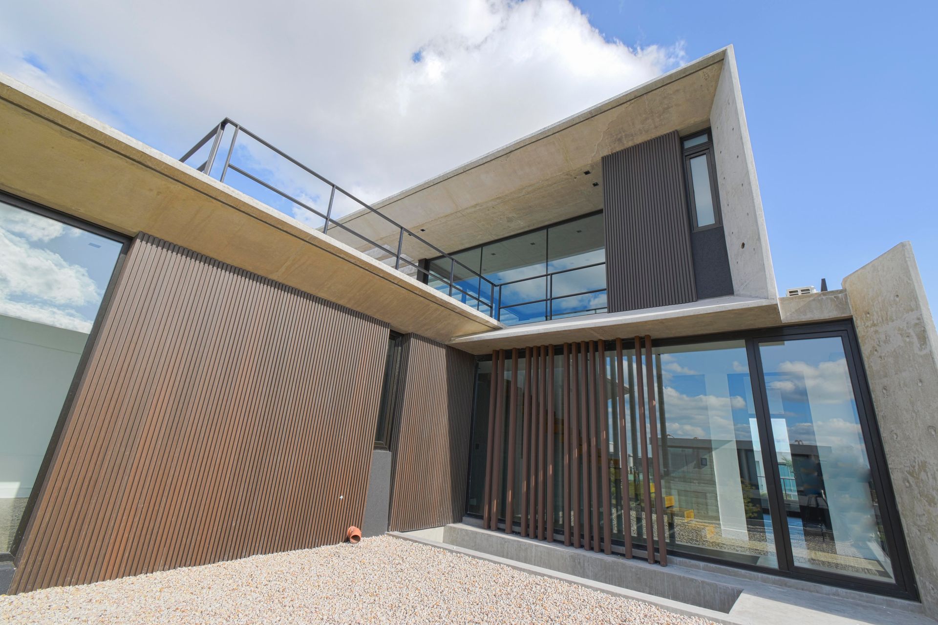 Exclusiva Casa en Venta en El Yacht Nordelta Tigre