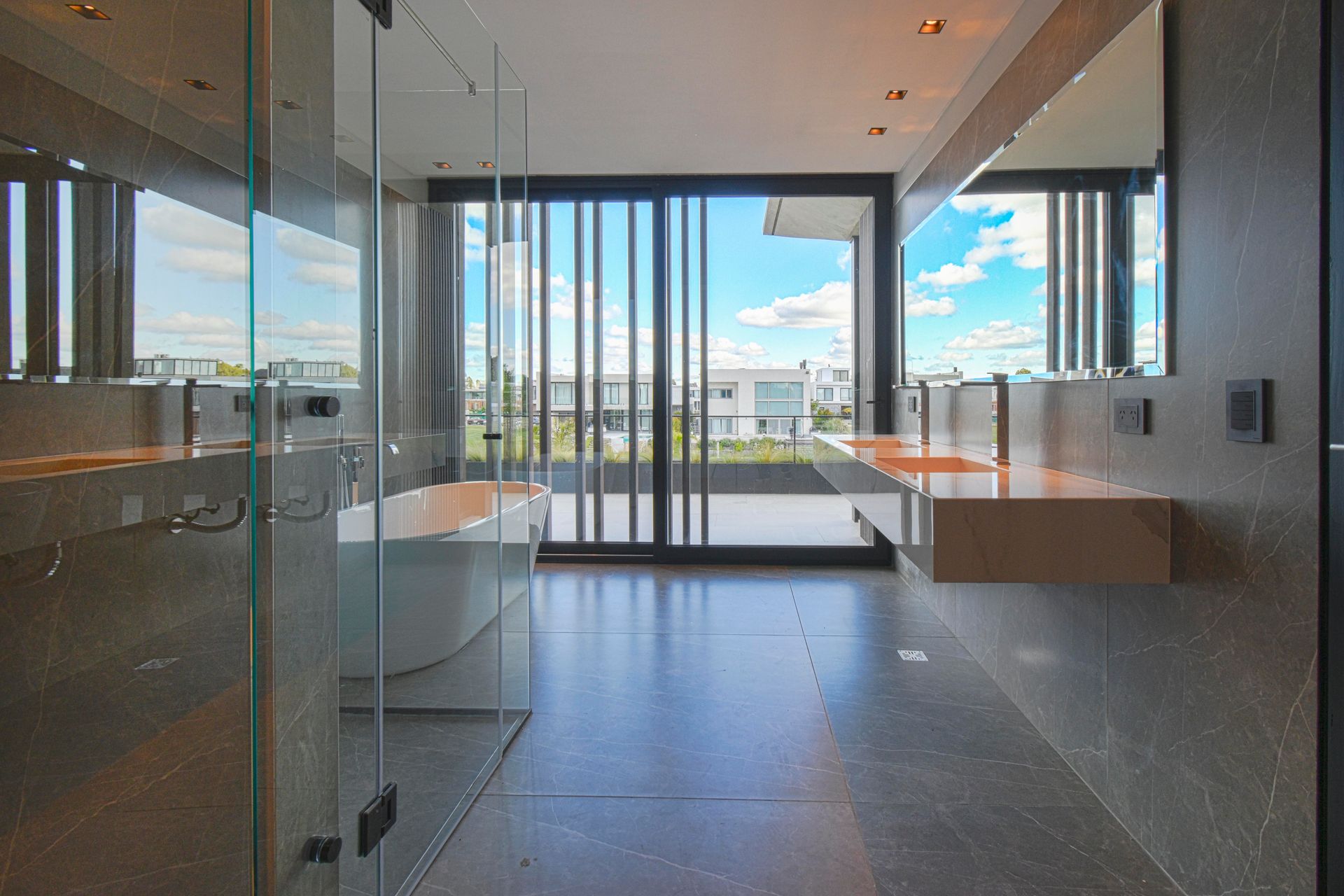 Exclusiva Casa en Venta en El Yacht Nordelta Tigre
