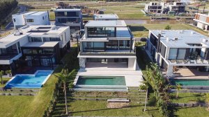Exclusiva Casa en Venta en El Yacht Nordelta Tigre