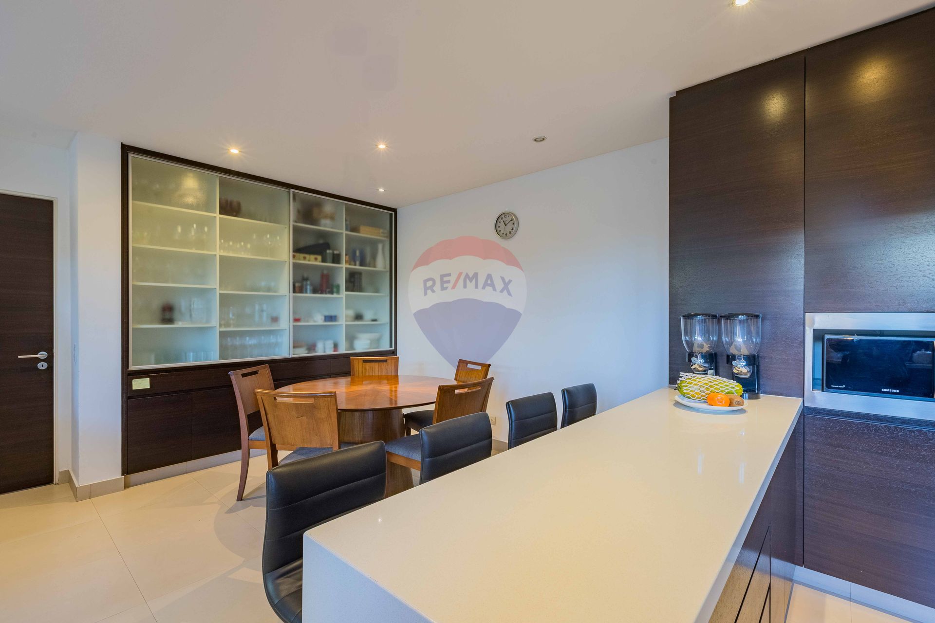 Casa venta Santa Bárbara Tigre al agua 6 ambientes