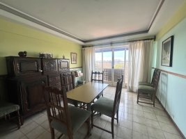Venta Olivos depto 4 ambientes balcón aterrazado