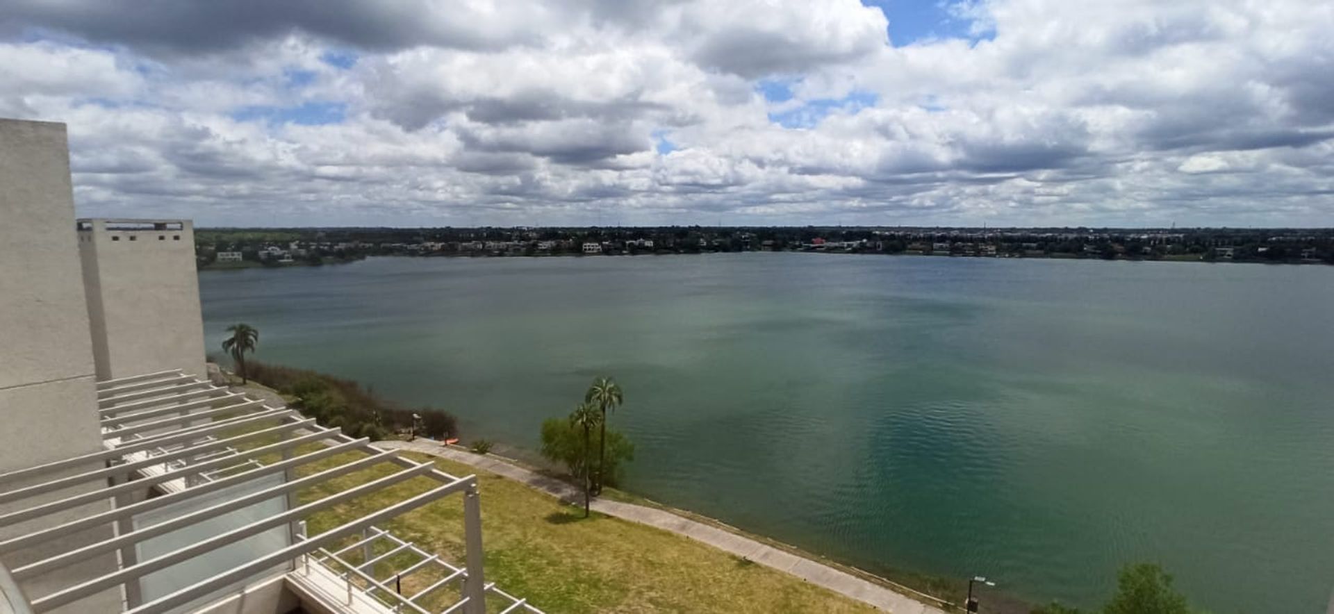 Departamento en venta VISTA AL AGUA VILLANUEVA