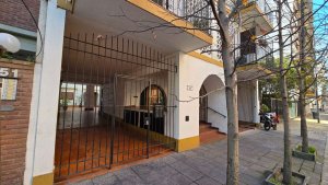 3-Room Apartment for Sale with Balcony, Opportunity