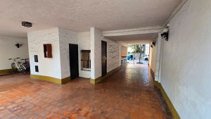 3-Room Apartment for Sale with Balcony, Opportunity
