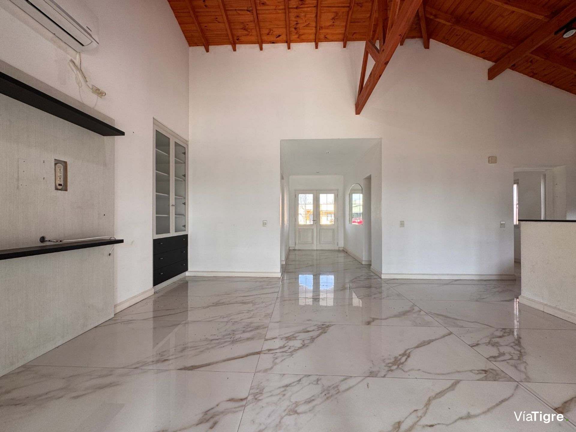 Casa en esquina con salida a la laguna – San Marco