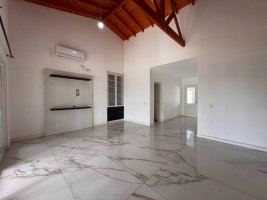Casa en esquina con salida a la laguna – San Marco