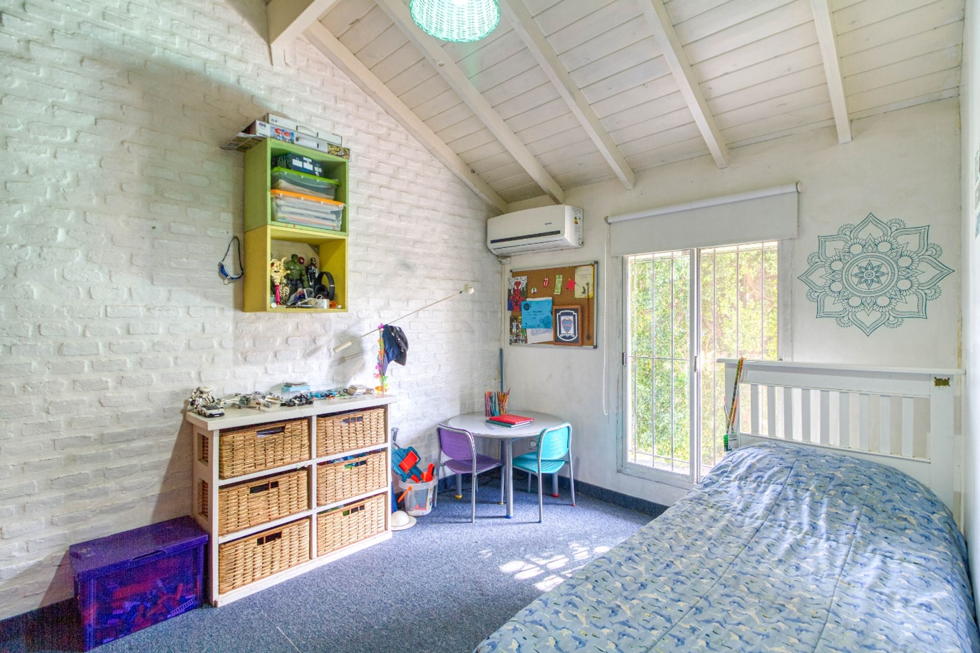 Casa Venta 4 Dorm. Don Torcuato Triangulo Pileta