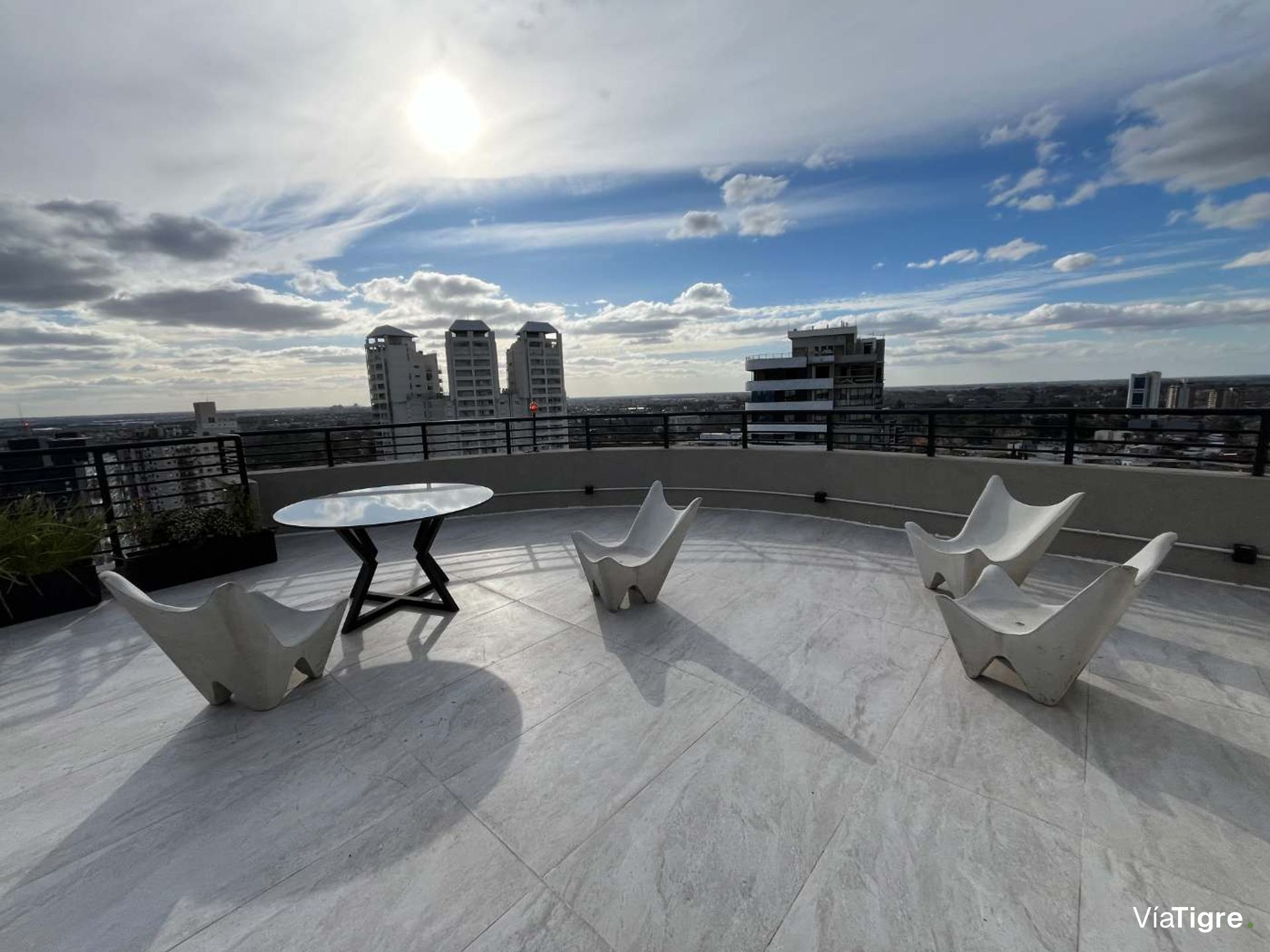Venta Dpto 2 ambientes c/Cochera - Brickell Tigre