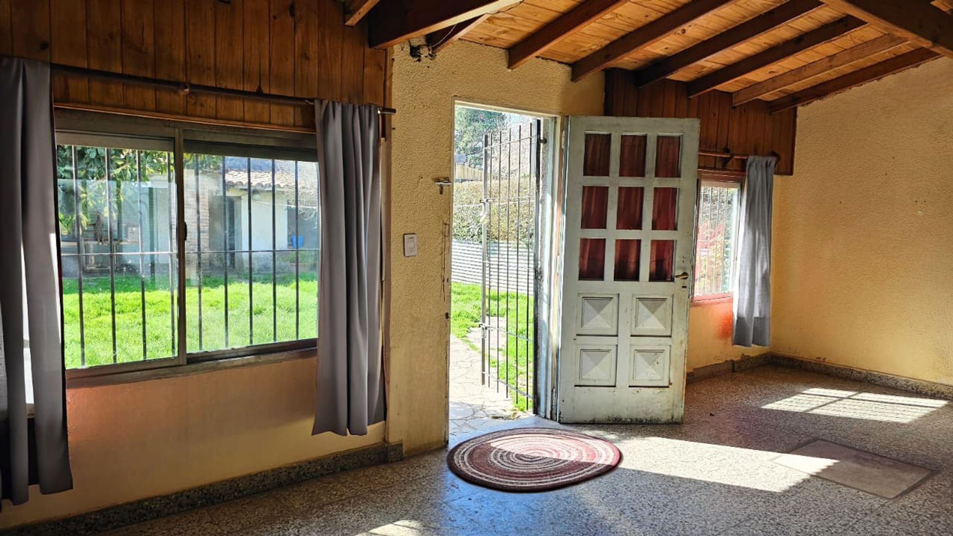Oportunidad! Casa con jardín en Tigre!