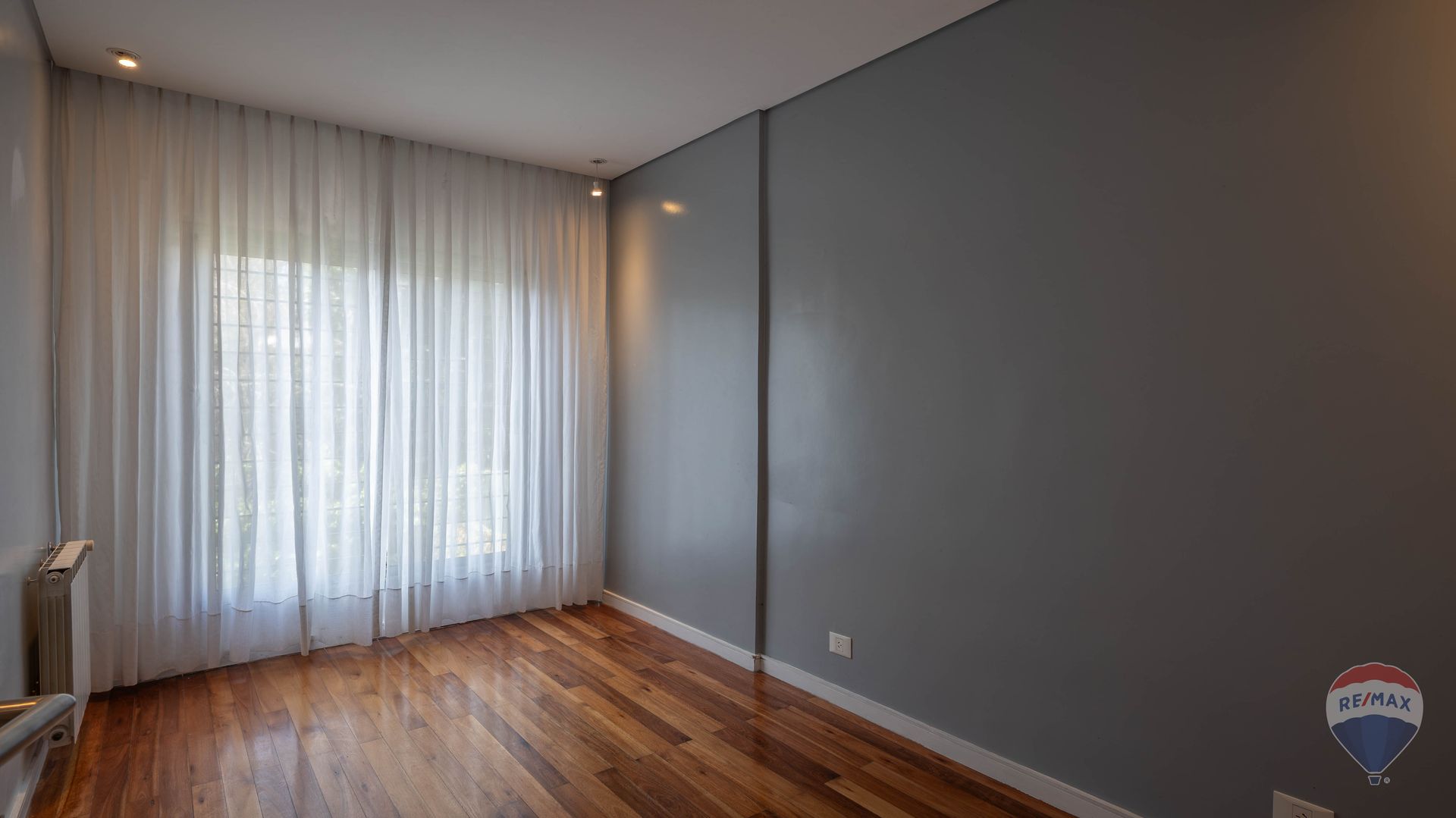Venta PH 3 dormitorios San Isidro. Patio.