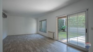 Apartment for Sale 3 bedrooms San Isidro. Patio.