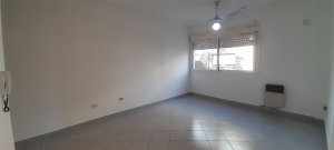 Venta departamento 2 amb San Isidro - COCHERA