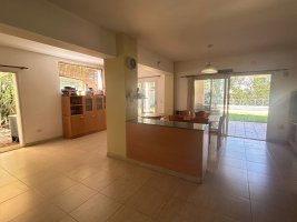 House for sale, 5 bedrooms, in Boatcenter, with mooring