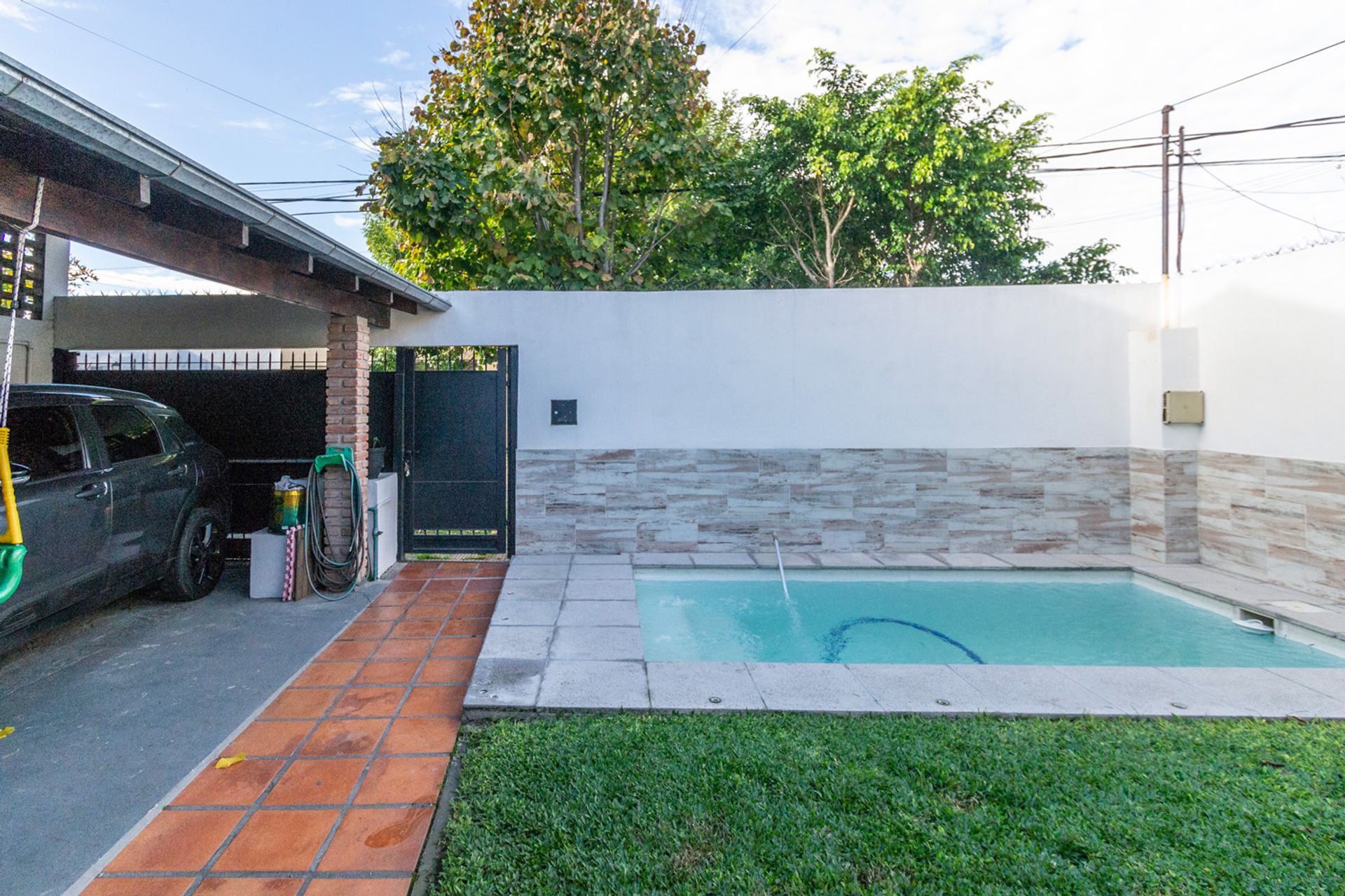 Venta Casa 3 Amb Con Pileta Y Cochera Martinez