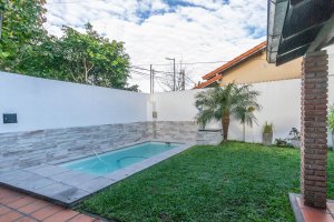 Venta Casa 3 Amb Con Pileta Y Cochera Martinez