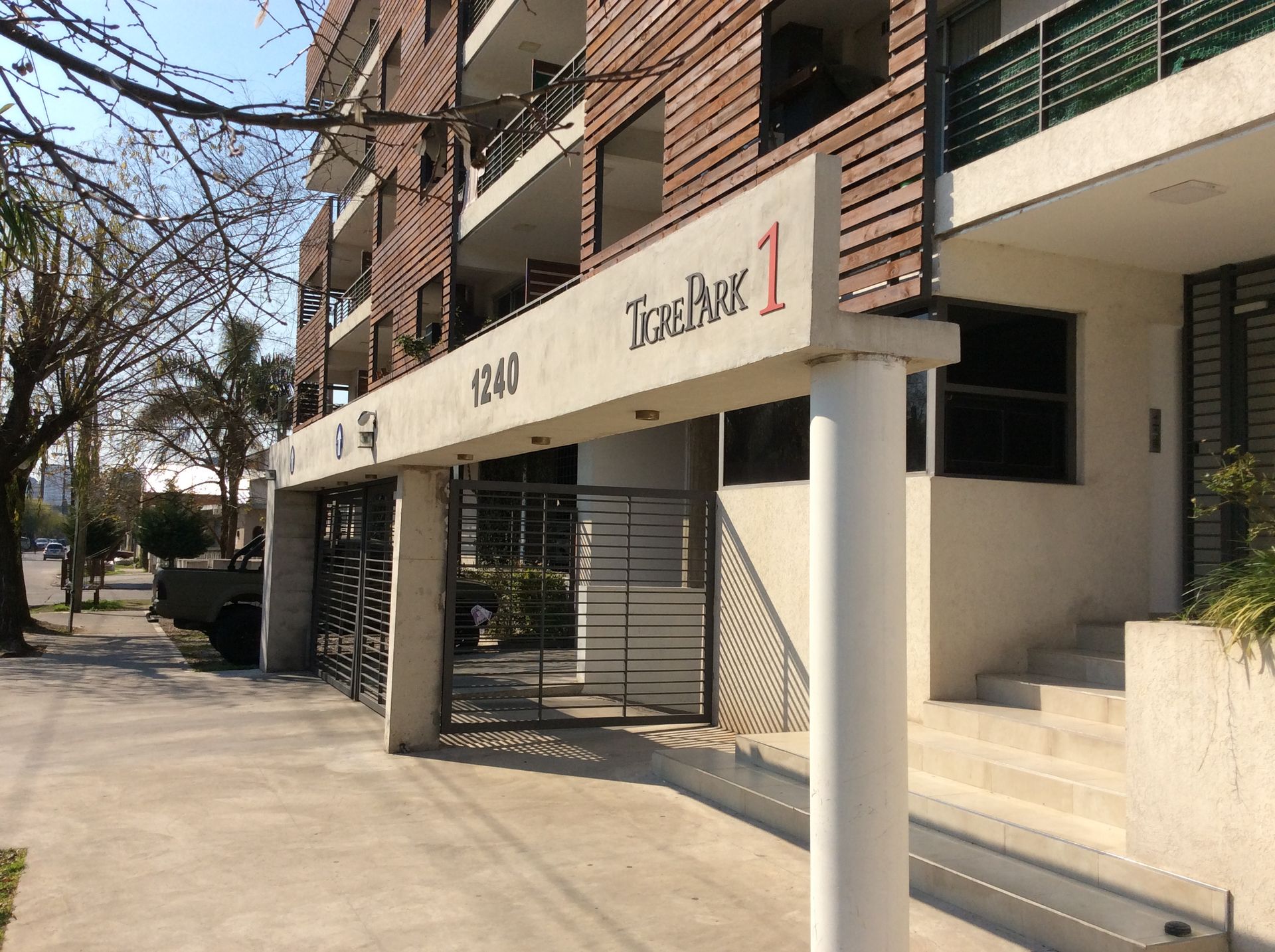 VENTA depto 2 ambientes suite cochera parrilla