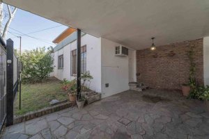 Venta Ph 3 Ambientes Con Cochera Y Patio En Olivos