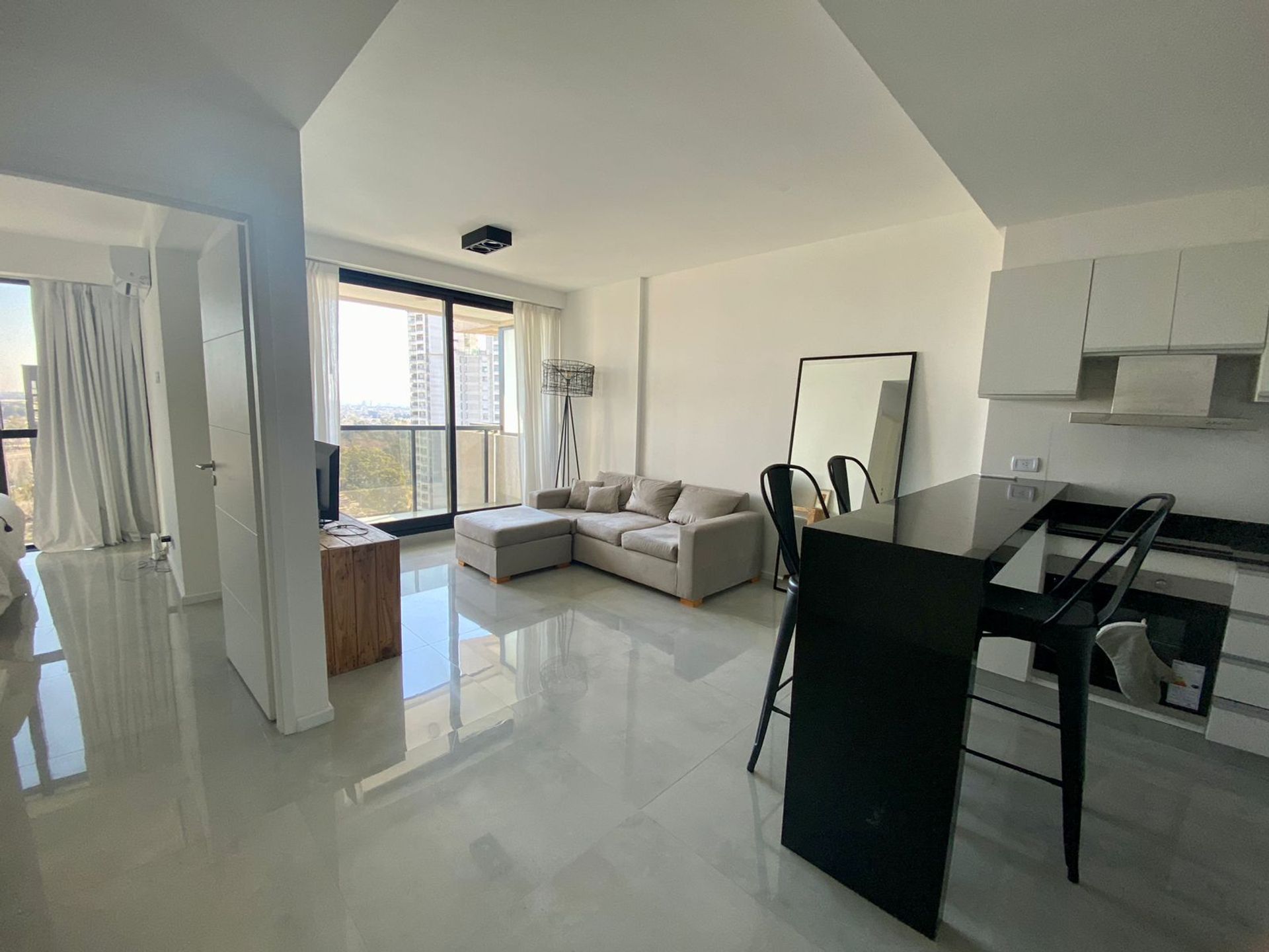 Apartment for Sale 2 Rooms Brickell Tigre Floor 15