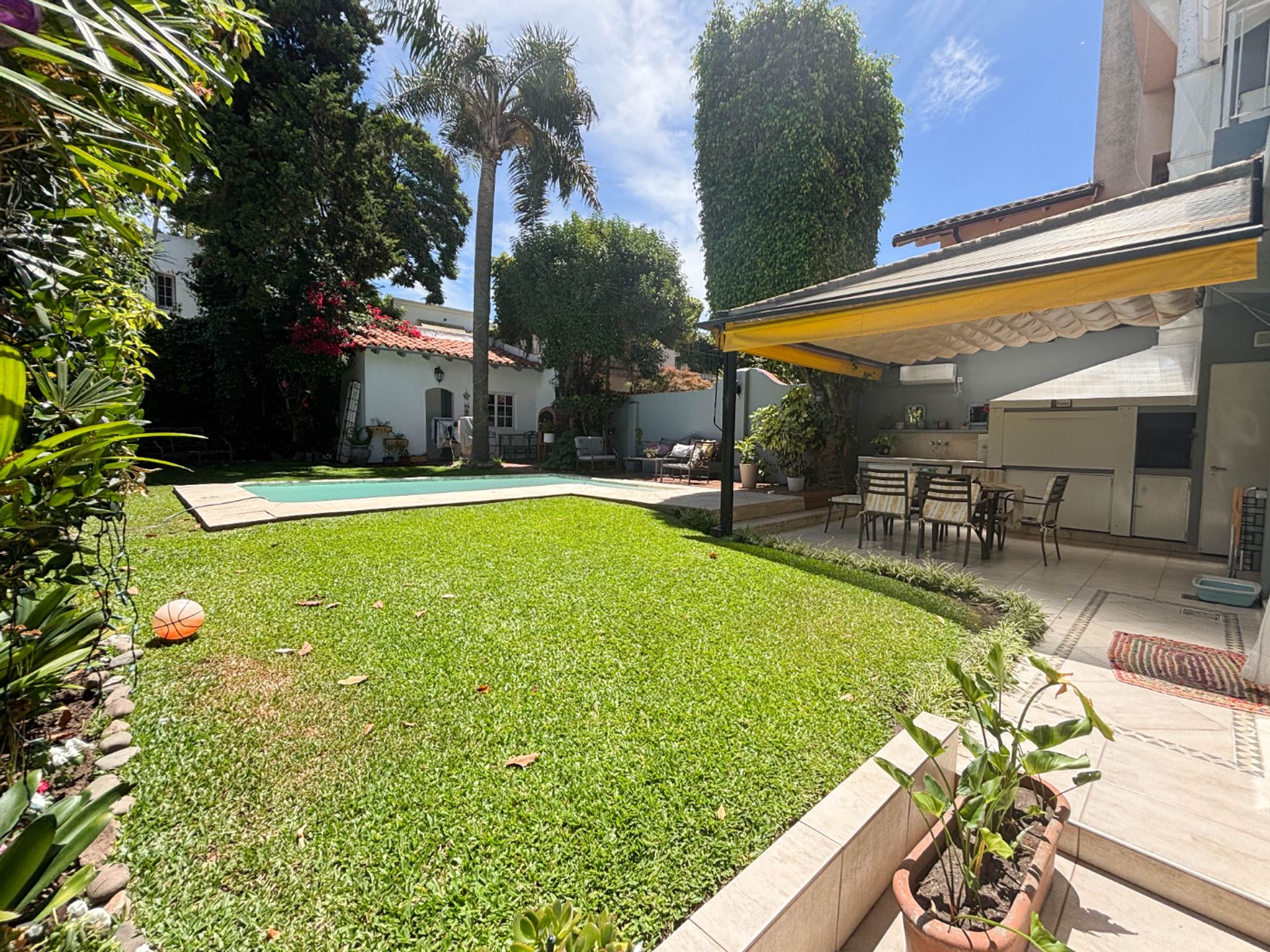 Venta Casa 4 Ambientes Vte Lopez Pileta Jardin
