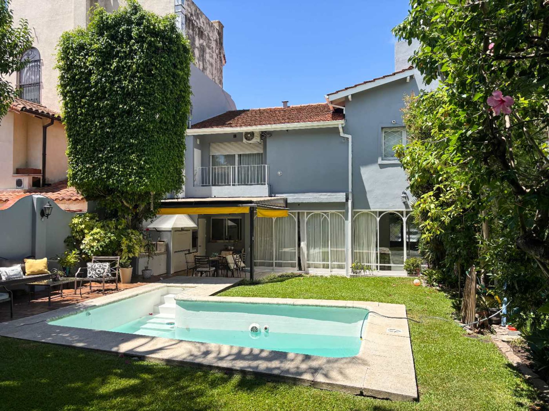 Venta Casa 4 Ambientes Vte Lopez Pileta Jardin