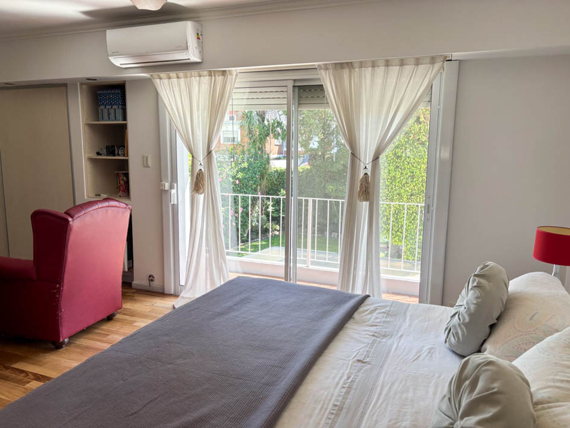 Venta Casa 4 Ambientes Vte Lopez Pileta Jardin