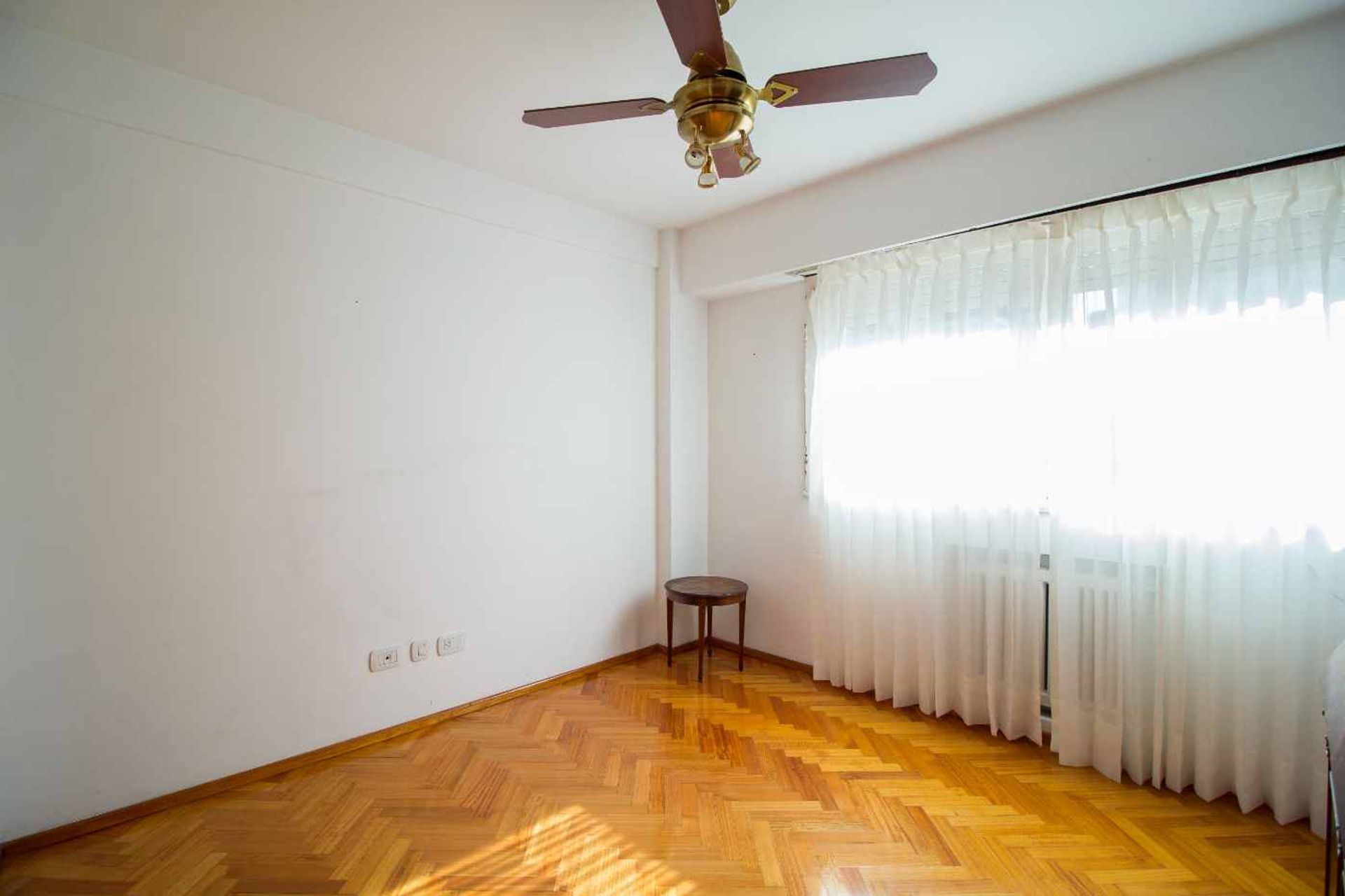 Venta Dpto 4 amb Martinez c/dependencia y balcon