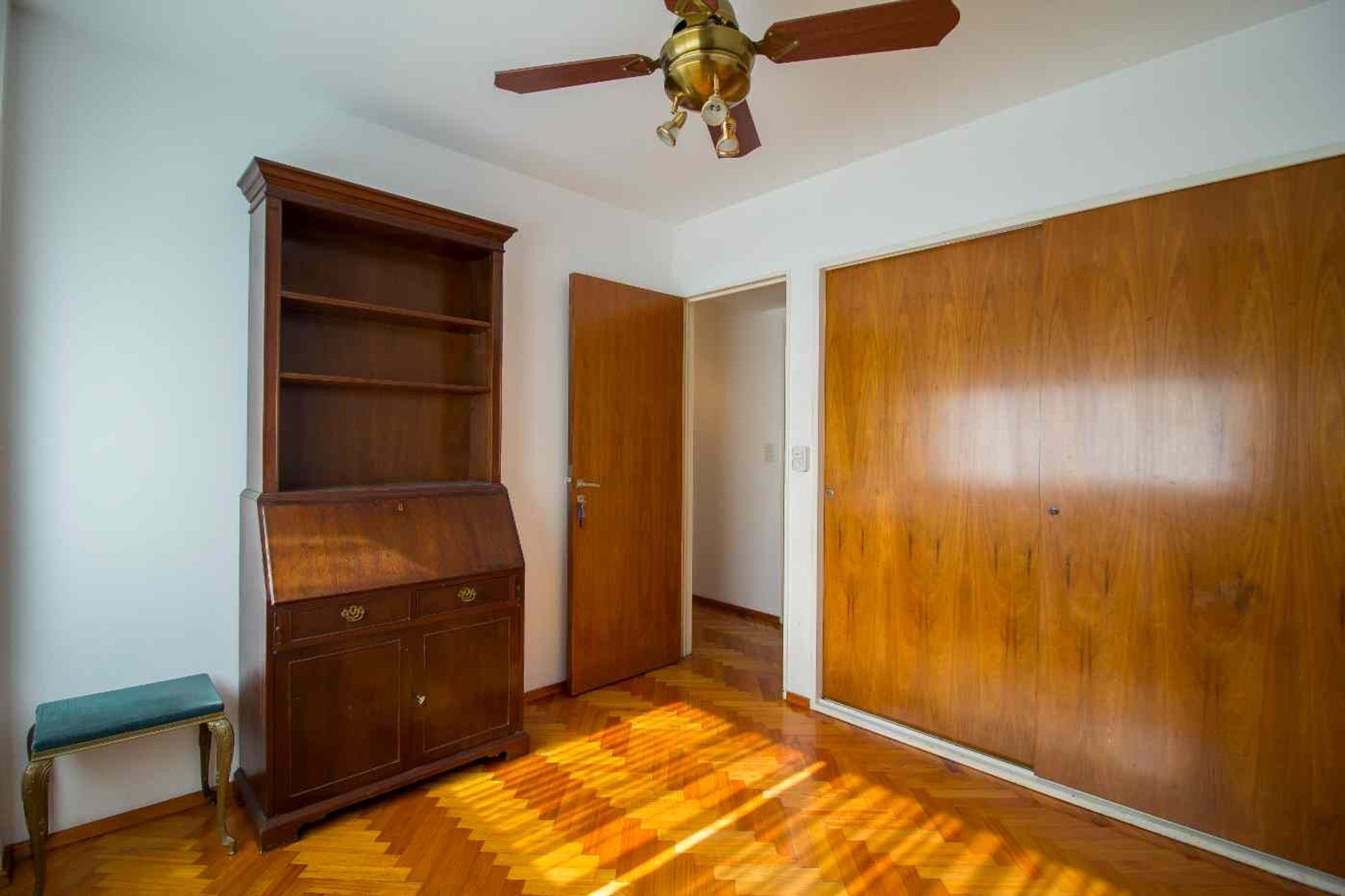 Venta Dpto 4 amb Martinez c/dependencia y balcon