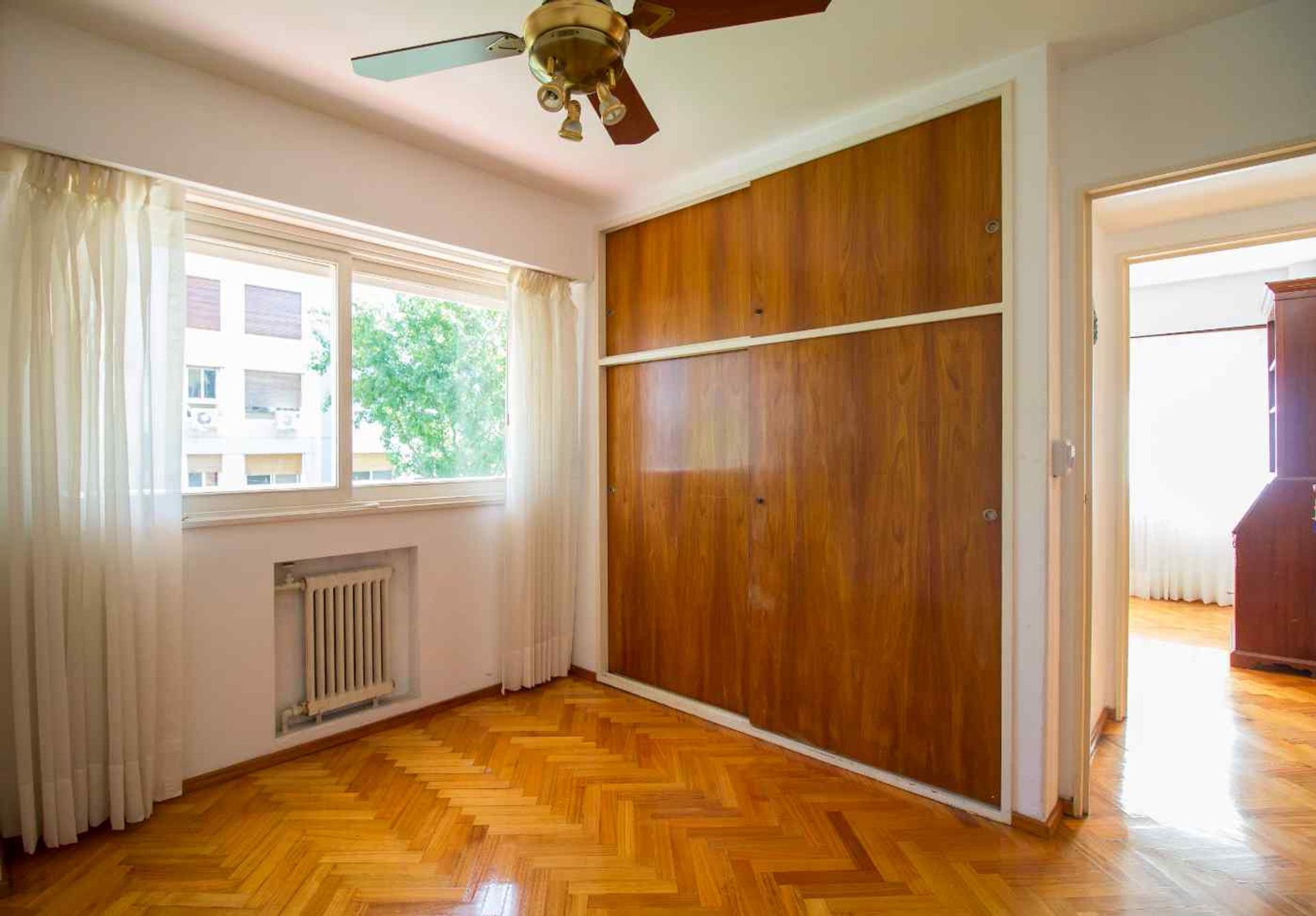 Venta Dpto 4 amb Martinez c/dependencia y balcon